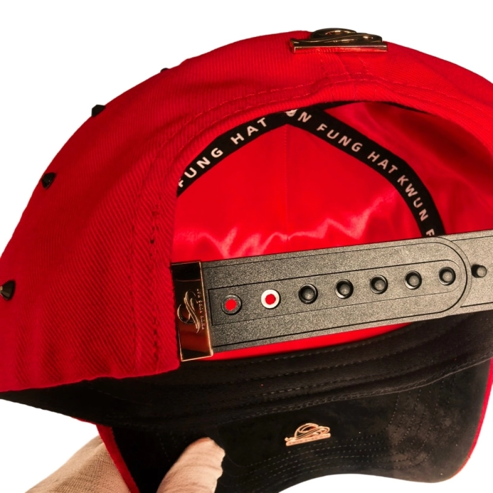 Custom Metal Logo Baseball Caps 3D Embroidery Rhinestone Decorate Snapback hat