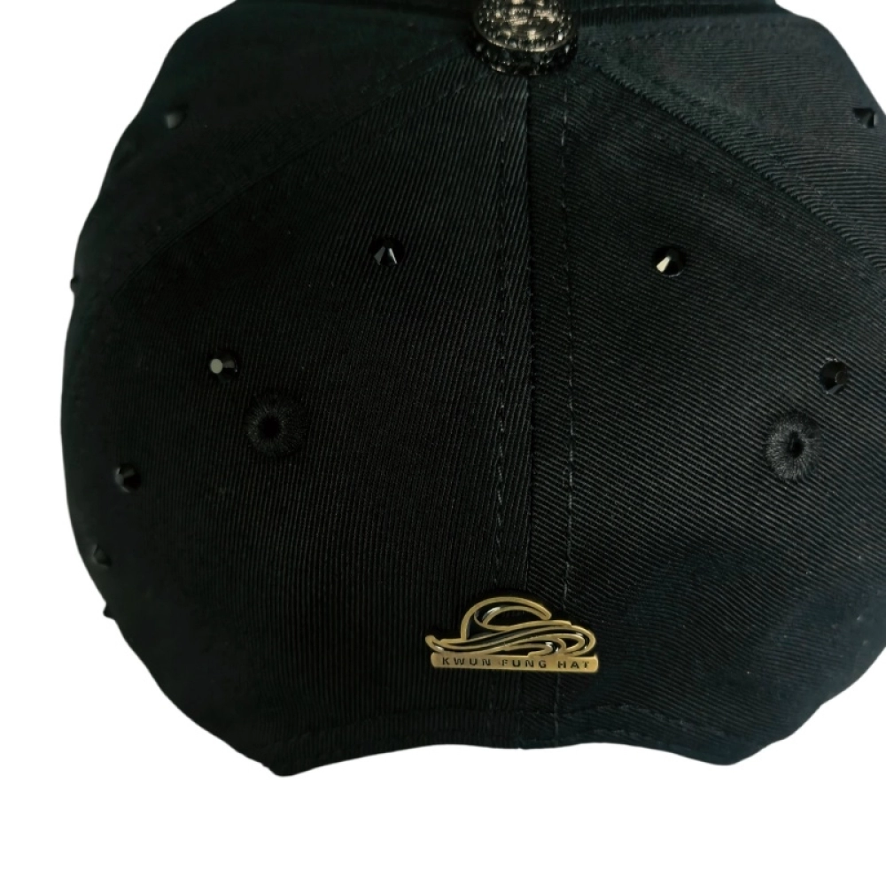 Vintage Plated Metal badge caps Wholesale and massive Production snapback Hats